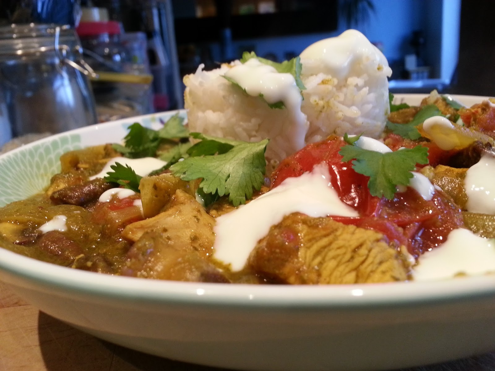 Slimming World Delights Creamy Coriander and Mint Chicken Curry