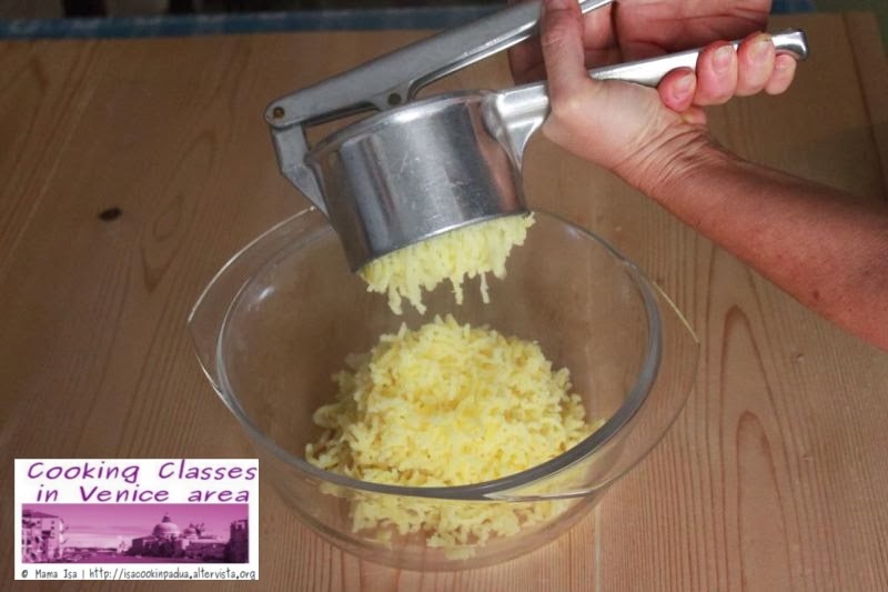 Homemade Potato Gnocchi how to make gnocchi with chef Mama Isa Mama