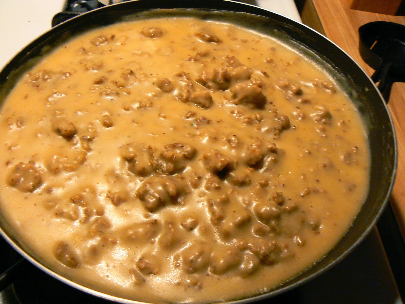 SalleeB's Kitchen MYO Sausage Gravy