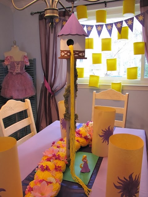 Grafica para eventos: Ambientación de fiesta con Rapunzel