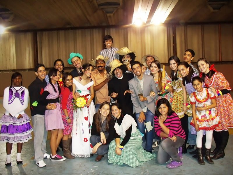 Pastoral da Juventude A Quadrilha Maluca