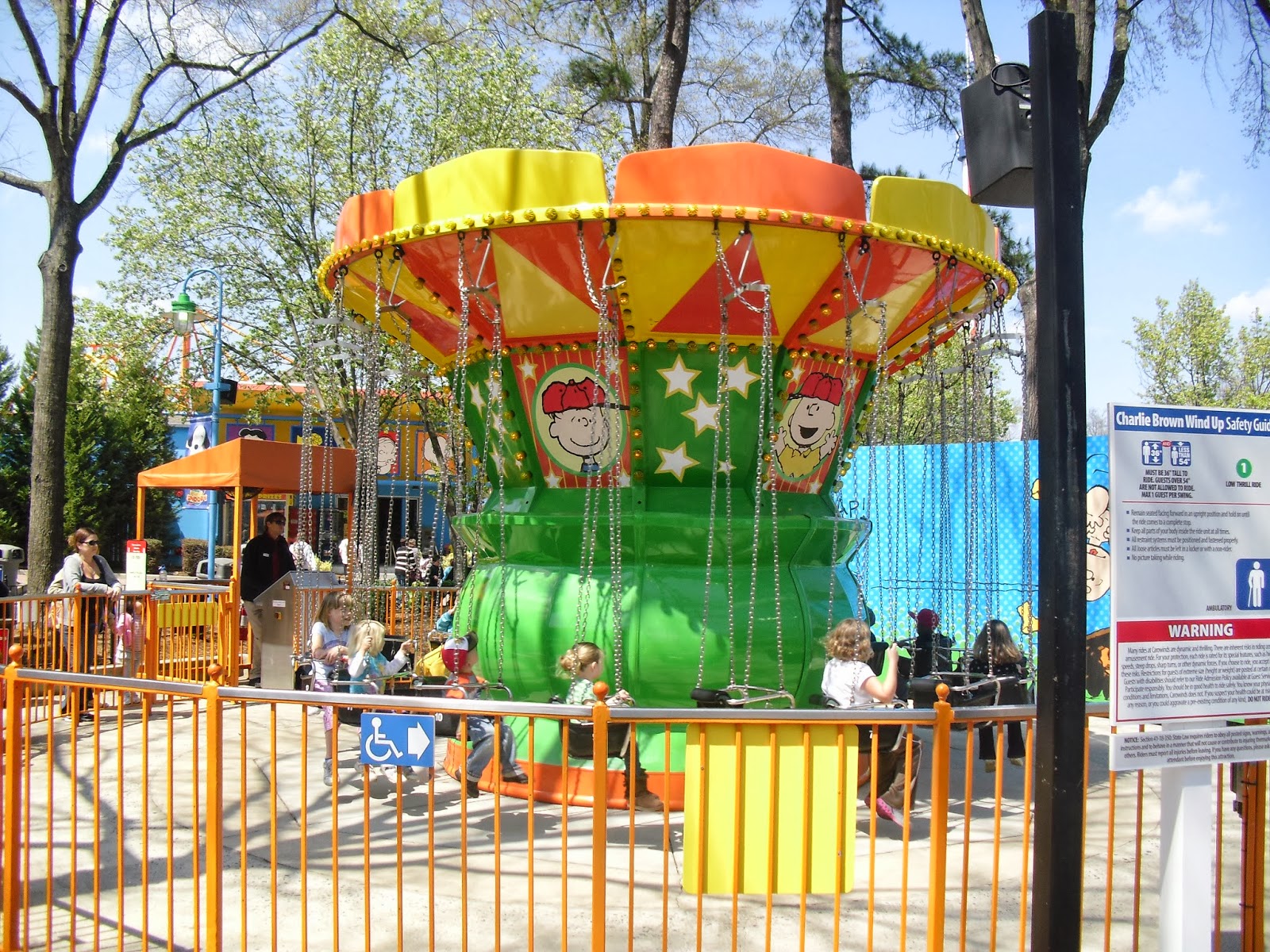 Love 2 Travel With Kids Carowinds Snoopy Rides How to Get the