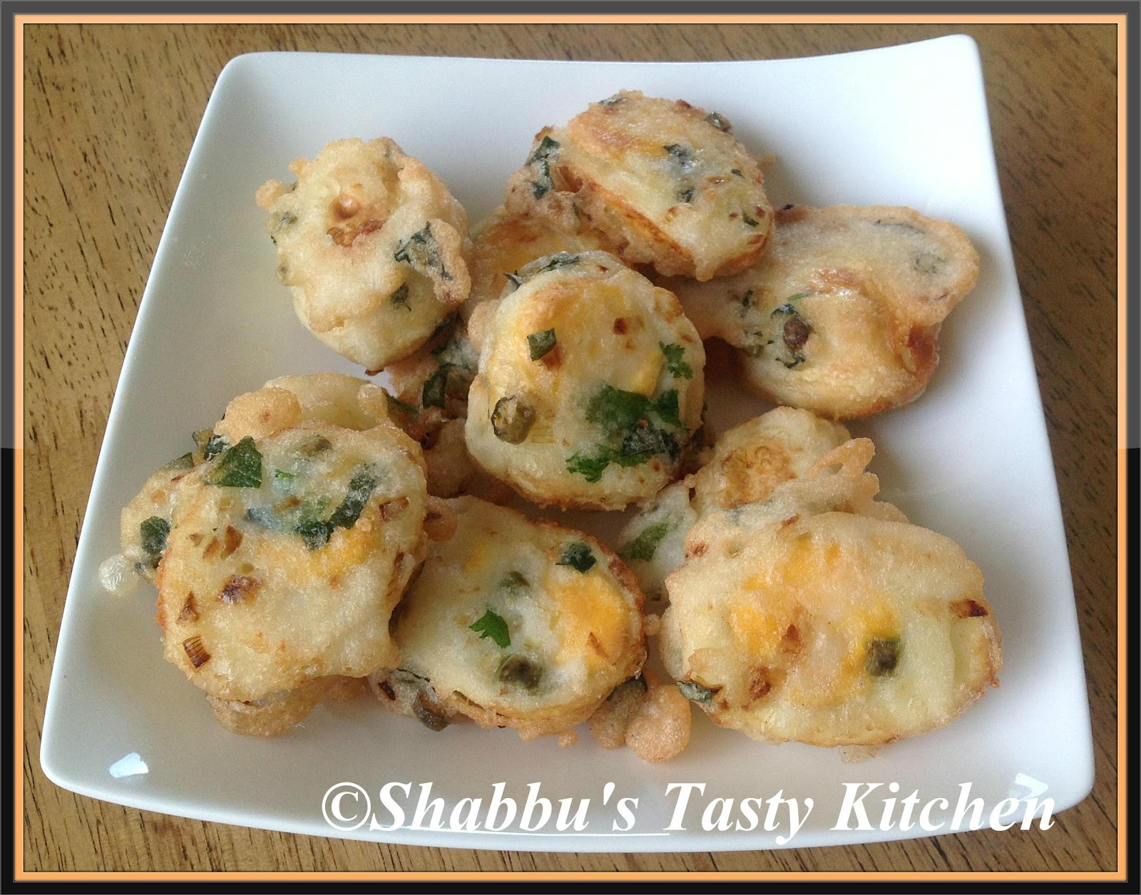 Shabbu's Tasty Kitchen Mutta Mukki Porichathu/ Egg Fritters