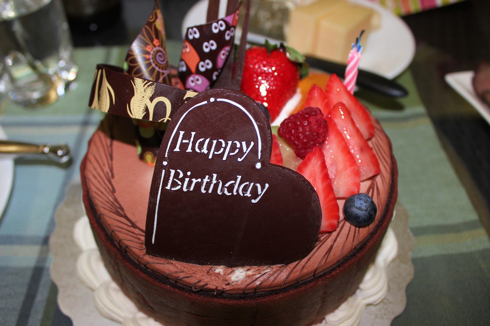 Top # 100 + Happy Birthday Cake Images - Pictures - Wallpapers - Pics