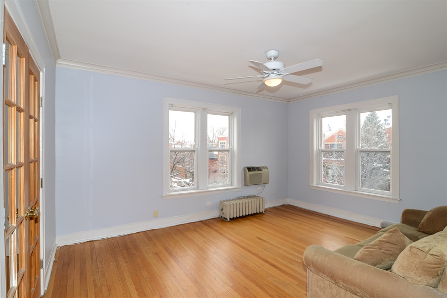 The Chicago Real Estate Local New for sale! North Center, Roscoe