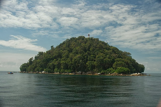 أجمل المواقع السياحية في ماليزيا Sembiland+and+jarak+Island