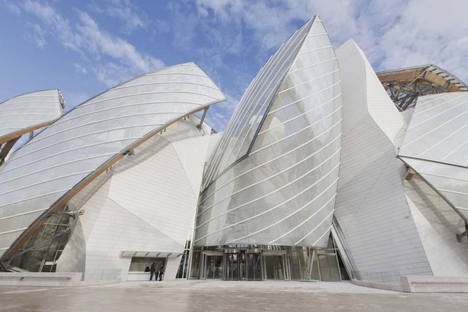Louis Vuitton Foundation Building LVMH Architect Frank Gehry