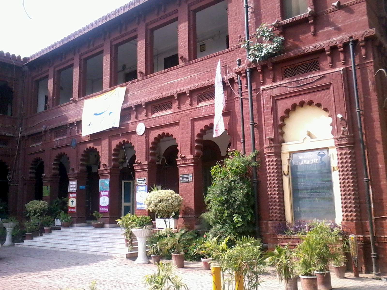 Shiraz Hassan Lahore's Heritage Punjab University [Old Campus]