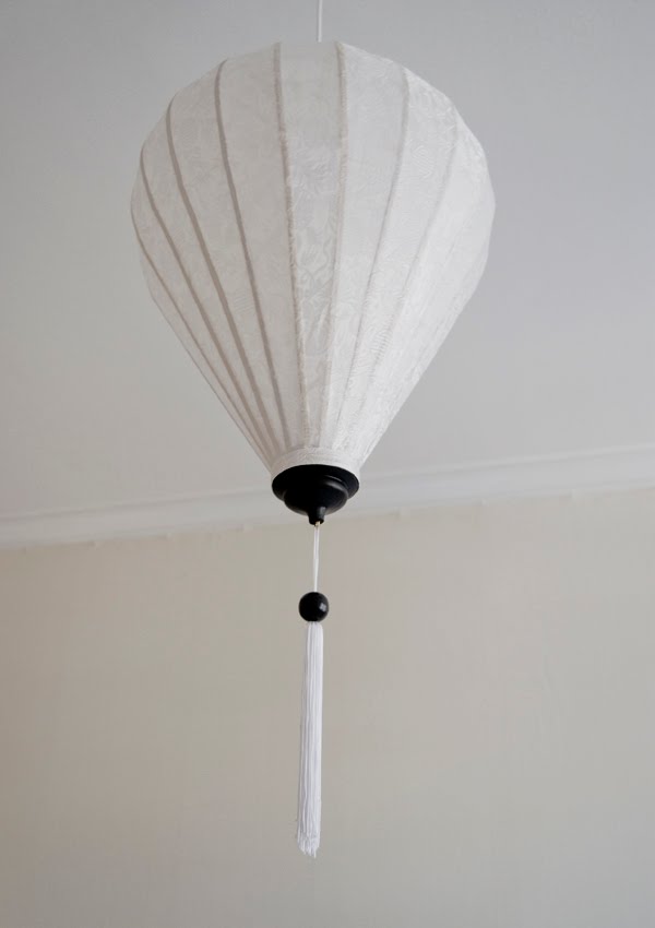 Fröken Piff Orientalisk lampa i sovrummet Fröken Piff Orientalisk lampa i sovrummet