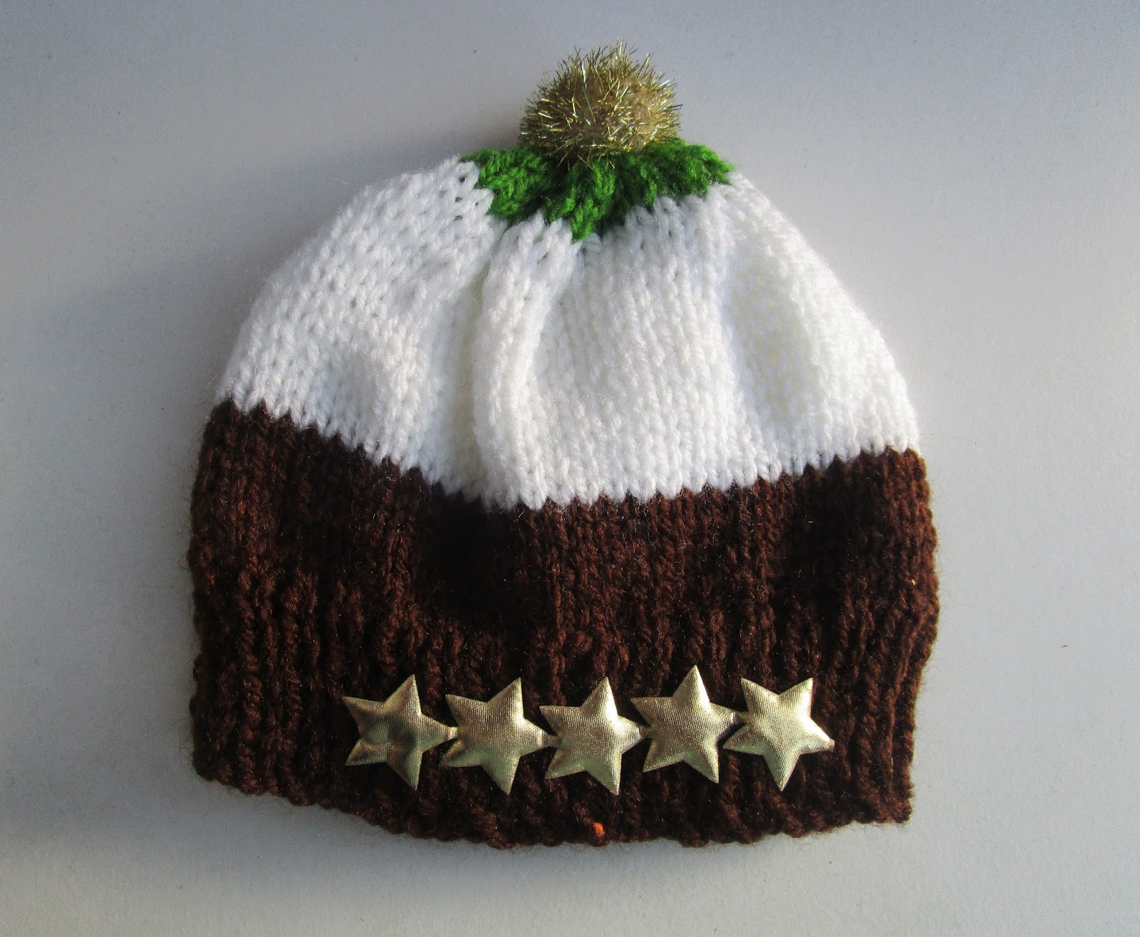 Taffy Lass Knits Christmas Pudding Baby Hat