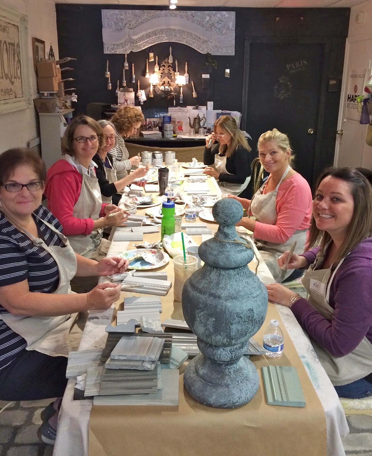 Maison Decor Rustic finishes with Chalk Paint and Wedding details