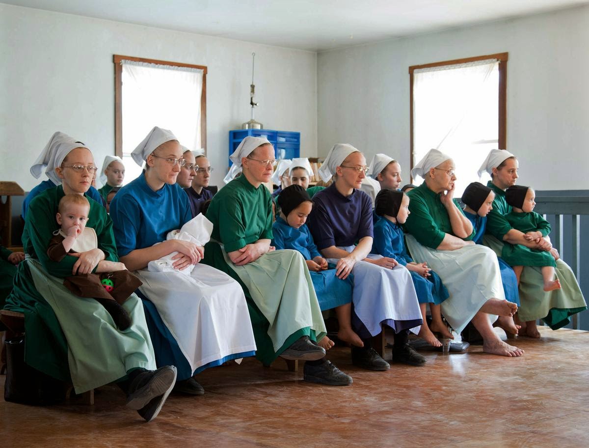 amish+women.jpg