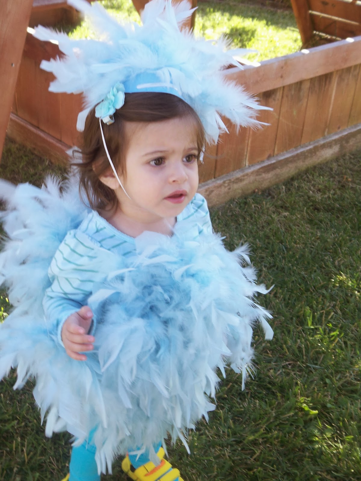 Green Owl Art: Easy No-Sew Halloween Costumes!
