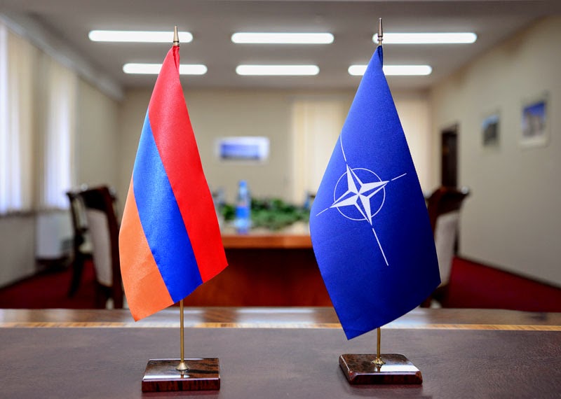 OTAN pide que Armenia y Turquía normalicen relación