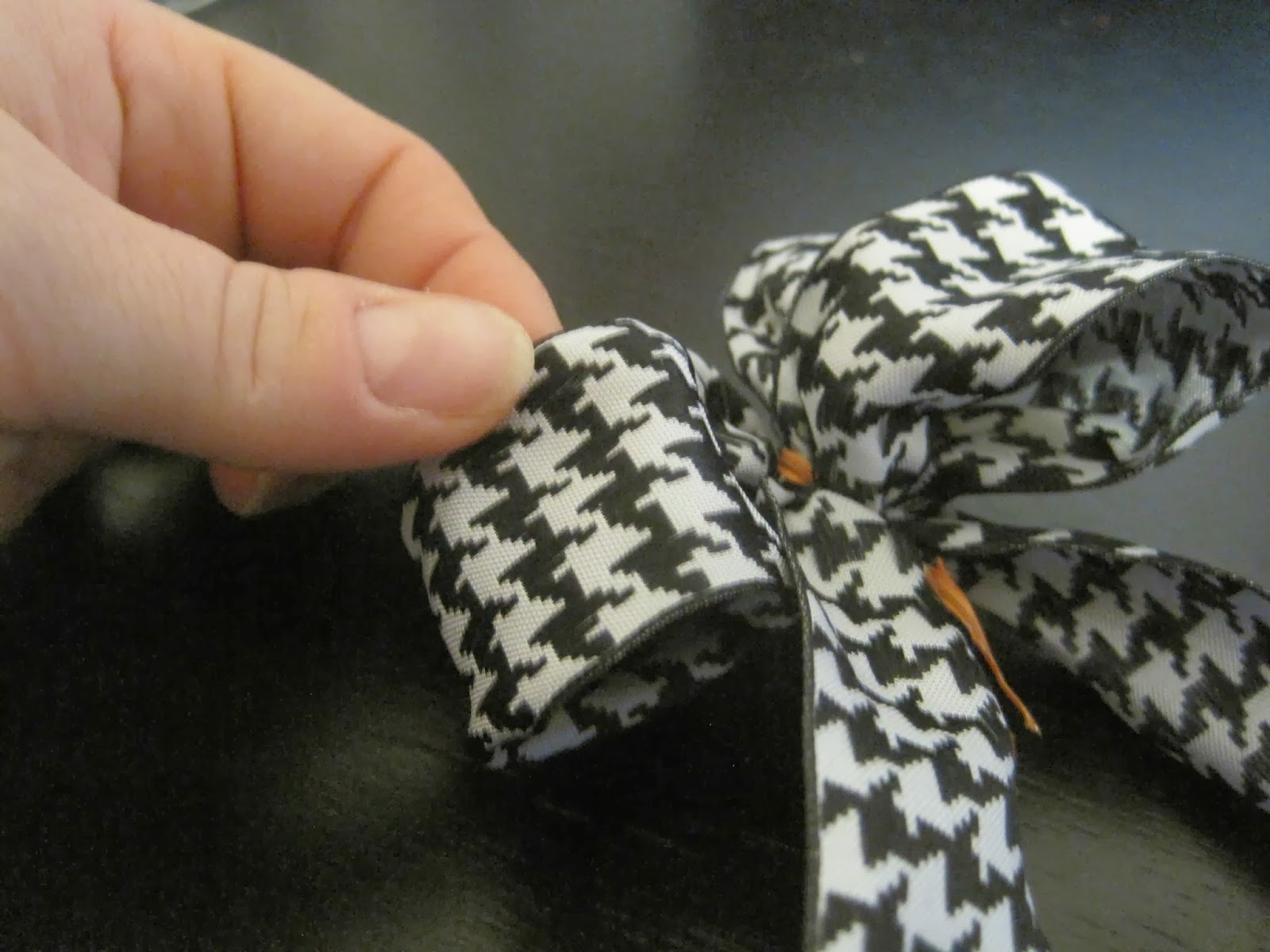 Decorated Chaos How to Make a Fancy Bow