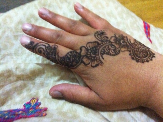 Happy Muslim Mama: Eid-ul-Fitr 2014/1435 - Eid Henna