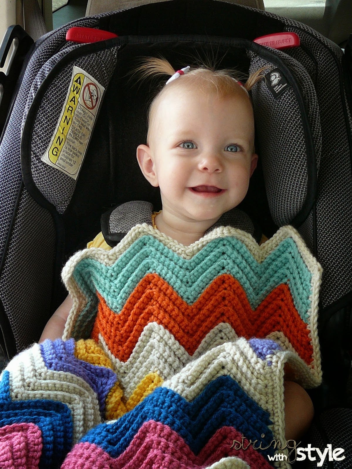 String With Style Bobble Car Seat Blanket