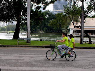 PARQUE LUMPHINI, EL CENTRAL PARK DE BANGKOK. TAILANDIA