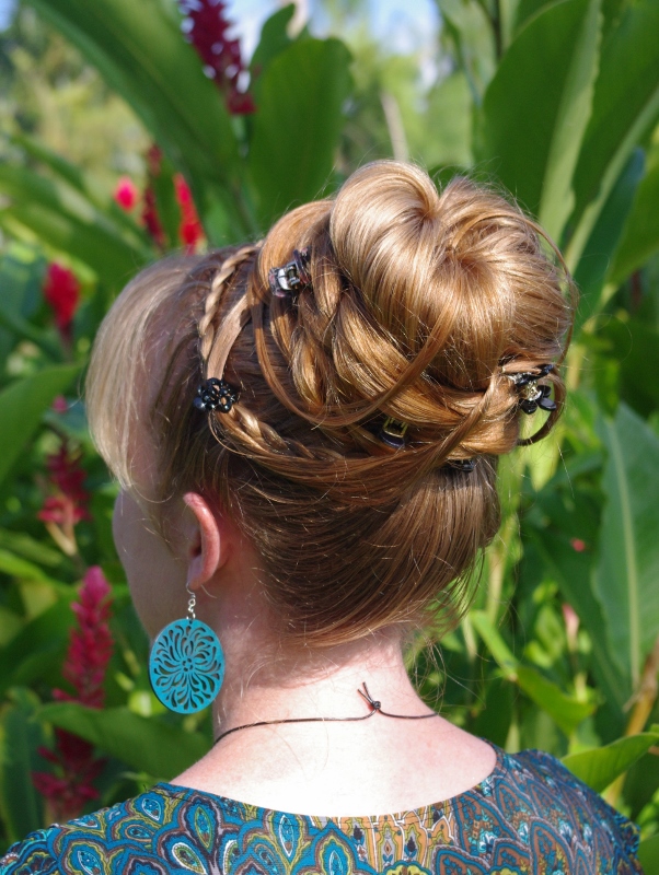 Braids & Hairstyles for Super Long Hair Fountain Bun