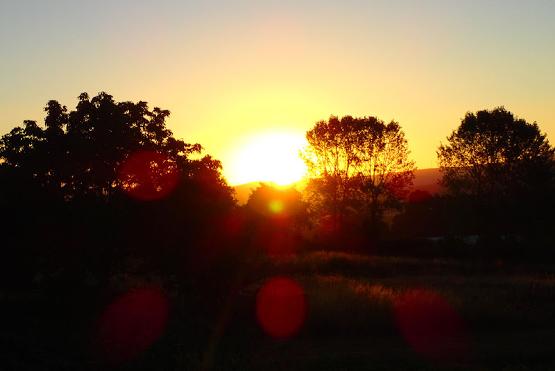 CaminoPrimitivo_Day14_01_Sunrise_at_Meli