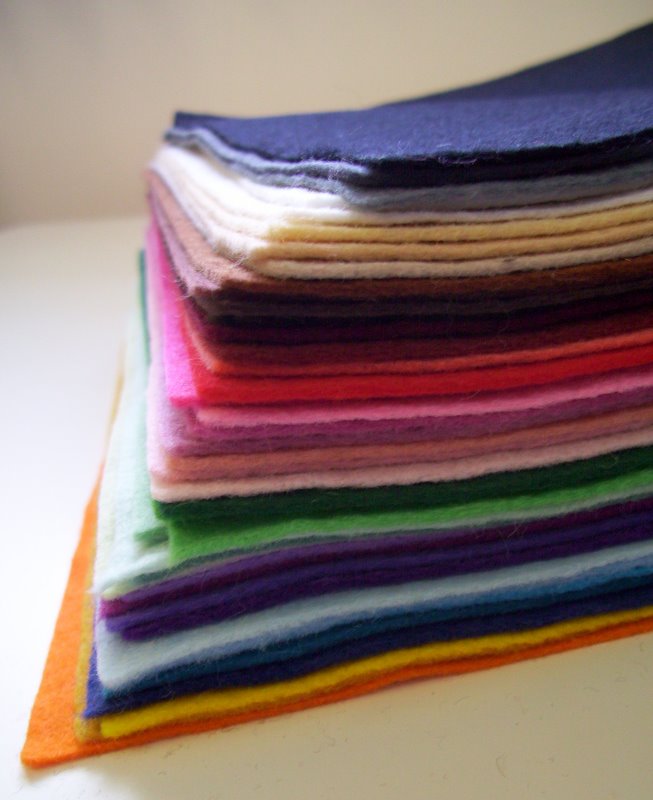 paper-and-string: A Very Important Felt Announcement
