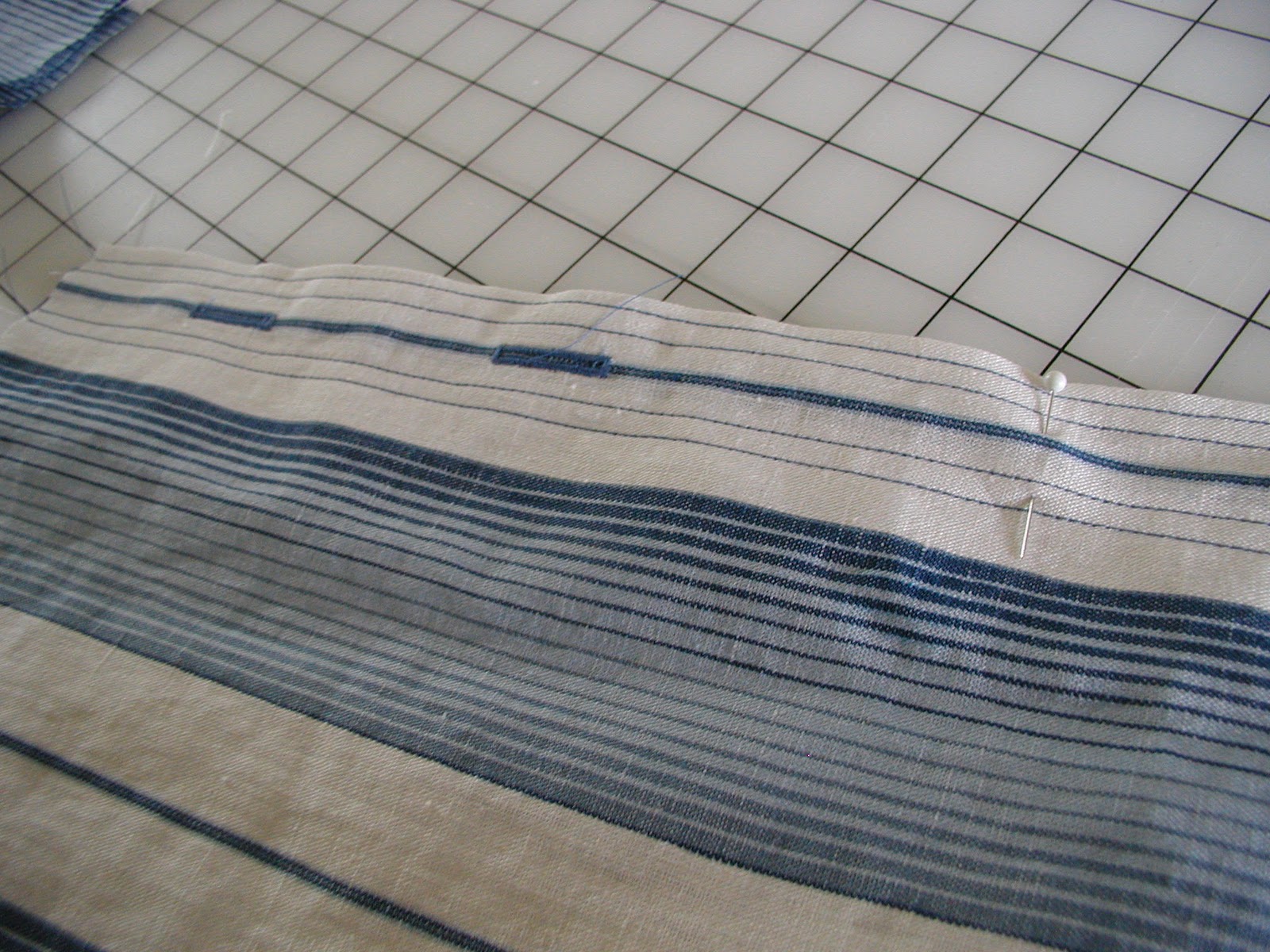 Betsy Speert's Blog Redoing rattan chairs, cont.!!! (Or, how I did the