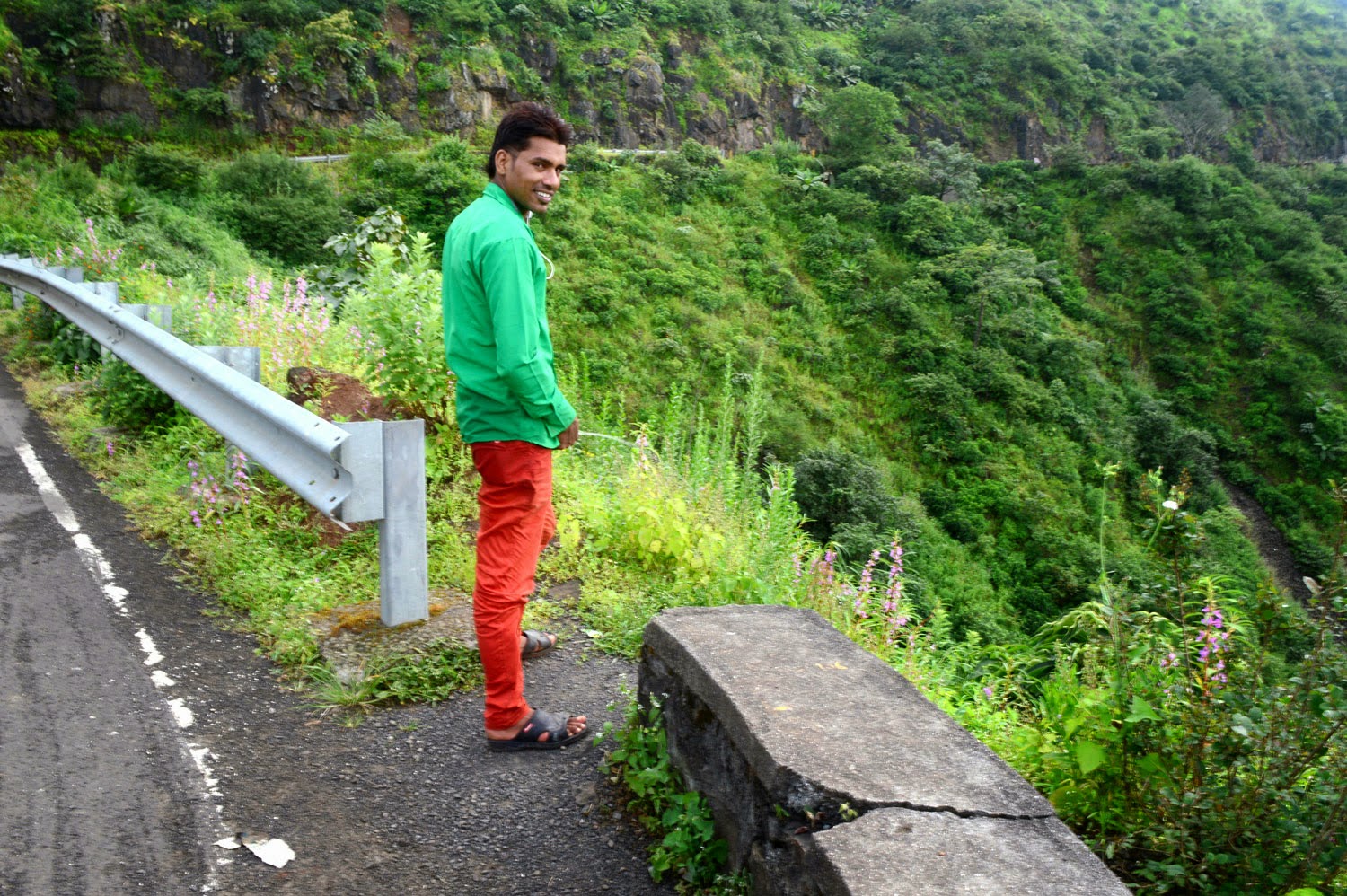 Pissing boy on hills valley Pissing boy
