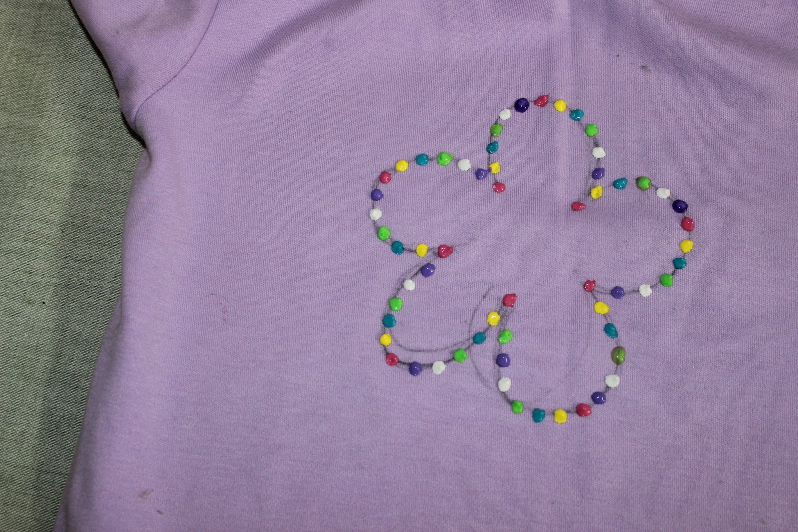 sprinkles motif 3 D painting