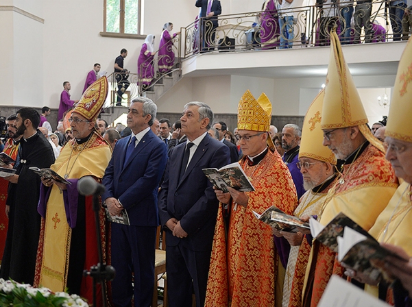 Iglesia católica armenia de Santos Mártires consagradas en Gyumri