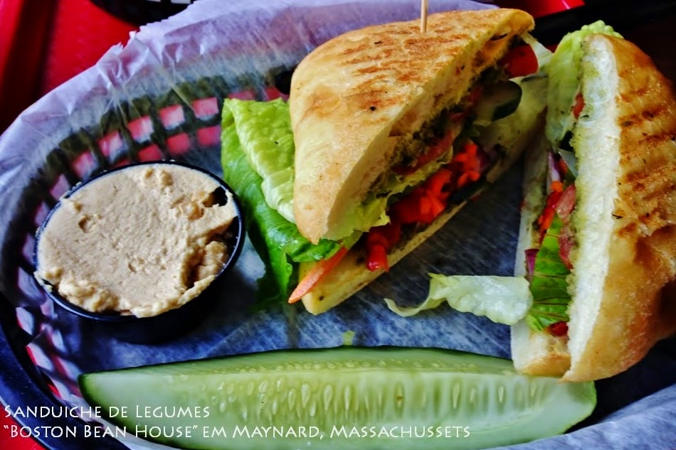 Sanduíche Grelhado com Legumes "Boston Bean House" Maynard, Massachusetts Veganana
