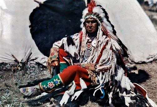 Native American Indian Pictures: Rare Colorized Photos of Crow Indians