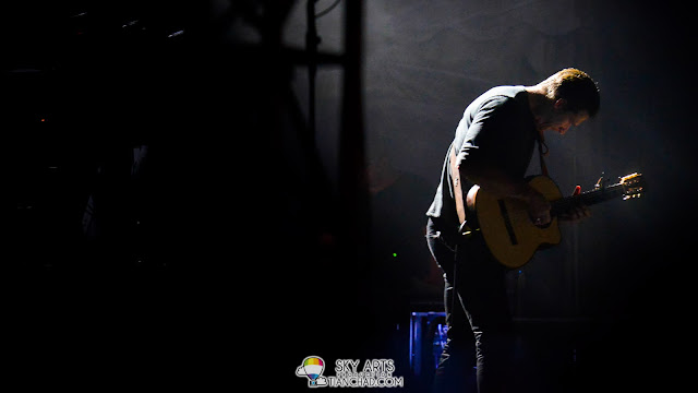 The only light that shines on Zack Filkins - OneRepublic Native Live in Malaysia 2013 