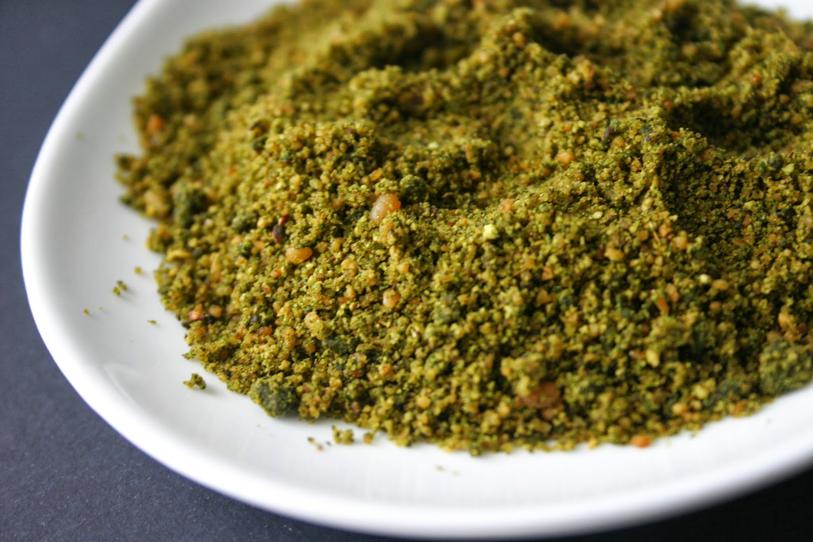 Effortnesslessly Curry Leaves Powder