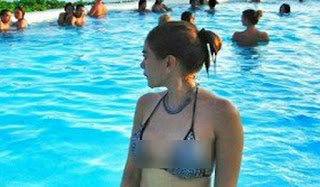 Pakai Bikini, Nikita Mirzani Tampil Seksi