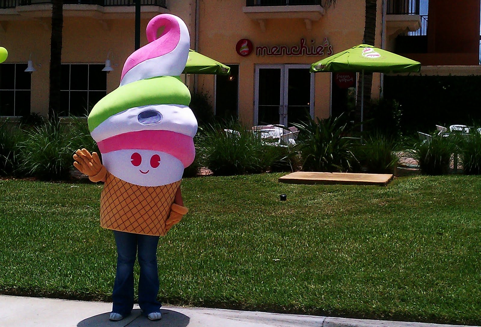 Menchie's Frozen Yogurt Opens in PGA Commons Macaroni Kid