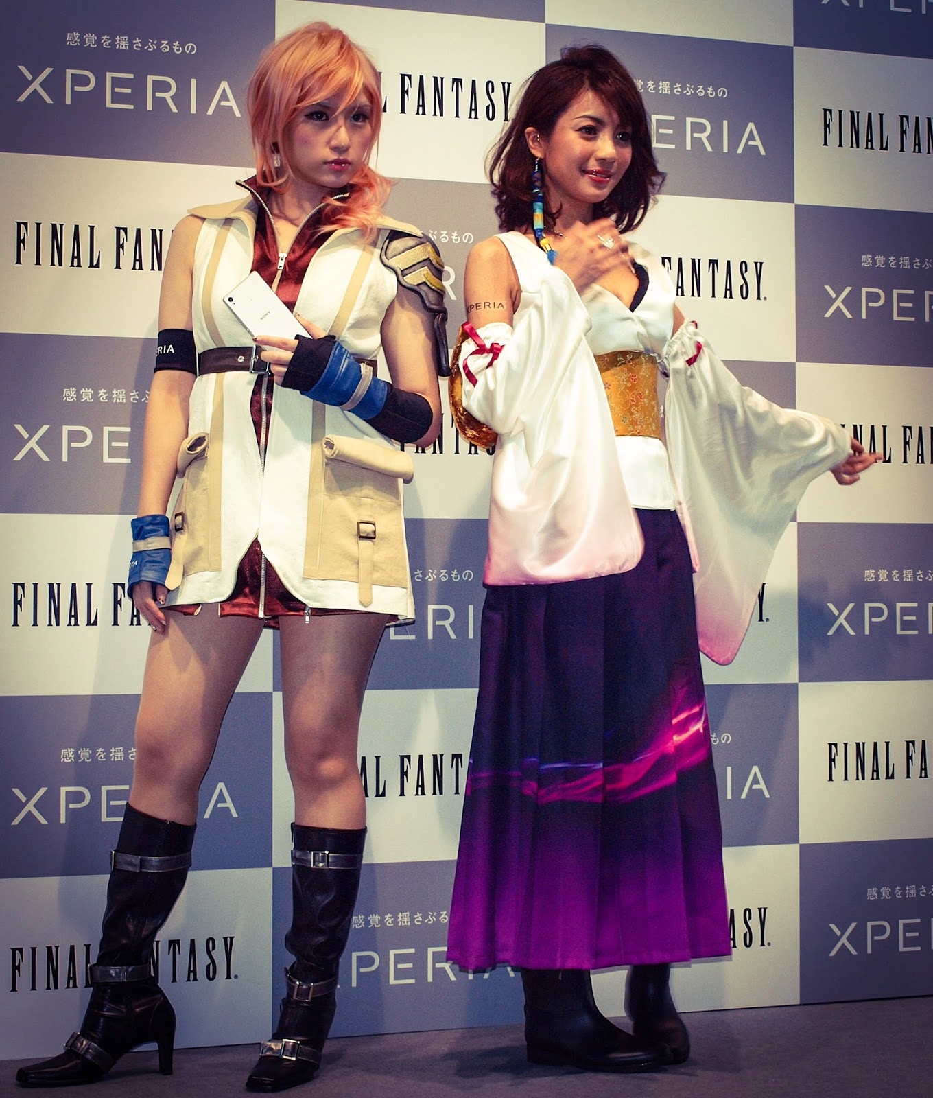Tokyo Game Show Girl Final Fantasy cosplay