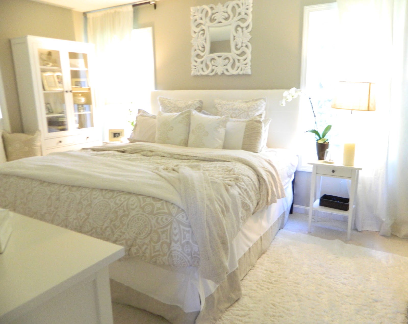 Peaceful Home Decor: Our Romantic and Peaceful Masterbedroom