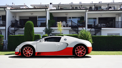 Bugatti Veyron Grand Sport Vitesse Blanco y Rojo