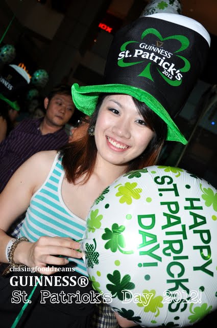 st patricks day at molly malones march 17