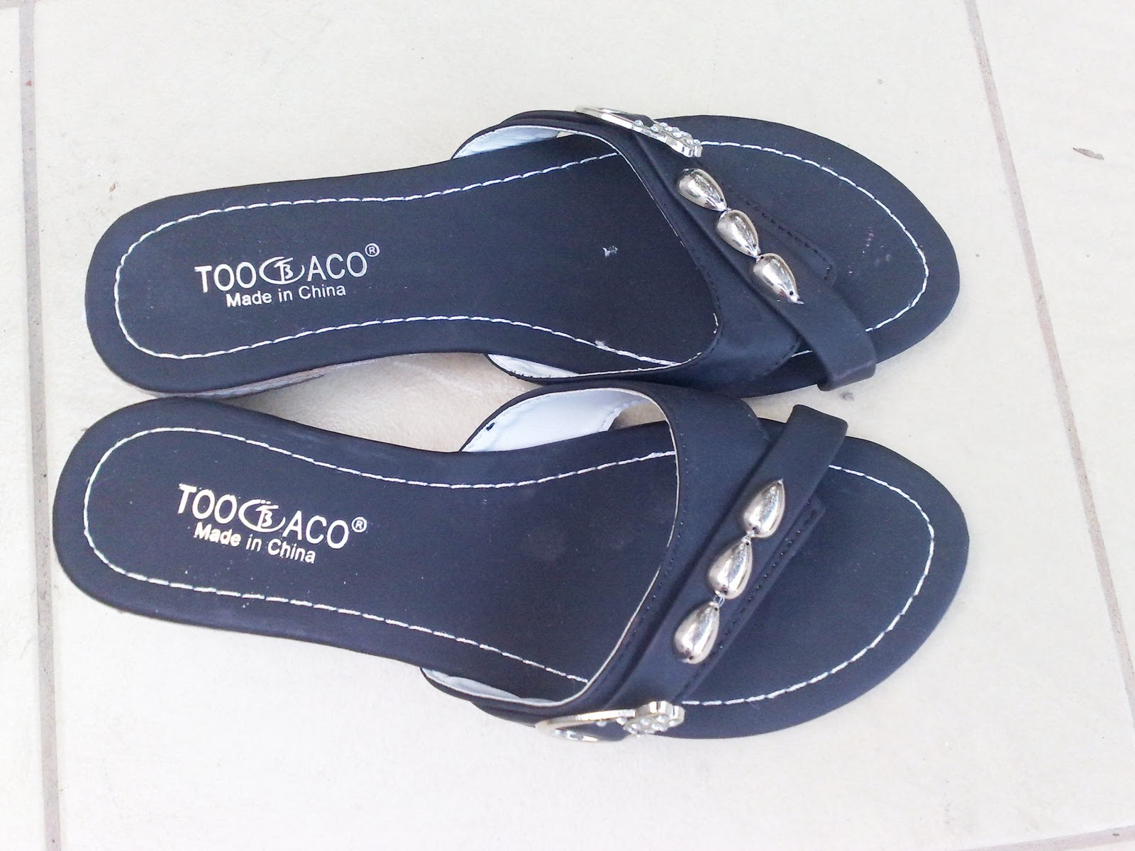 TooBaco flat Foot Shoes Glamorous Girl Fashion Inspiration