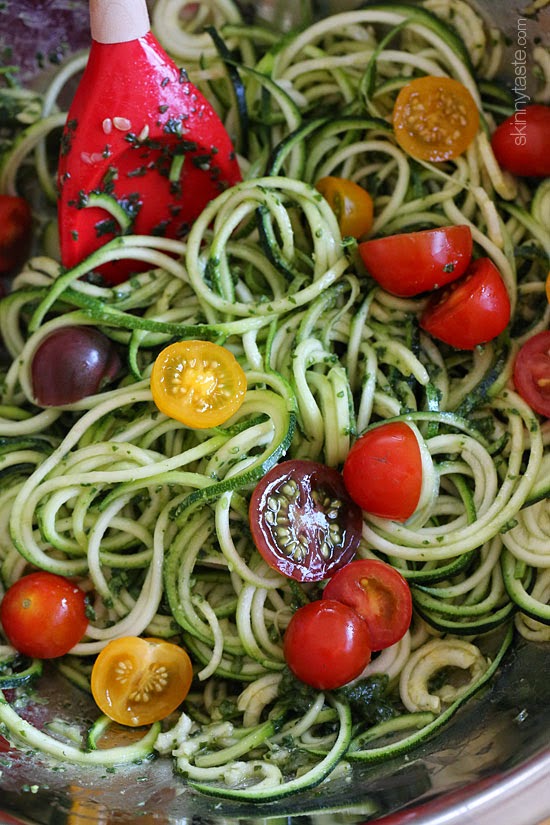 Raw Spiralized Zucchini Noodles with Tomatoes and Pesto Skinnytaste