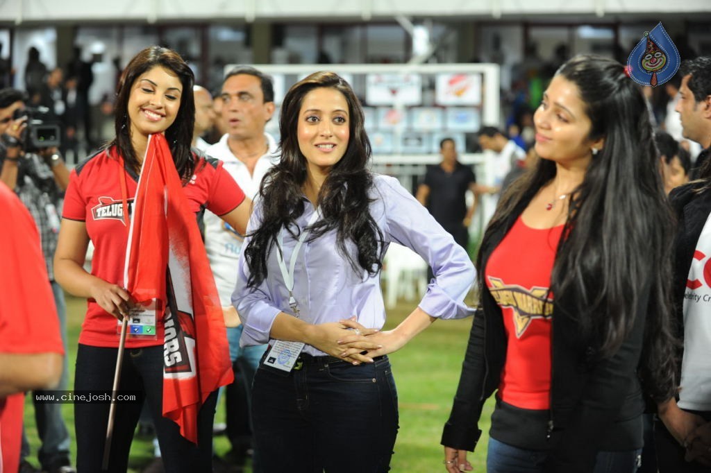  CCL 2 Opening Ceremony - Hot Bollywood Babes