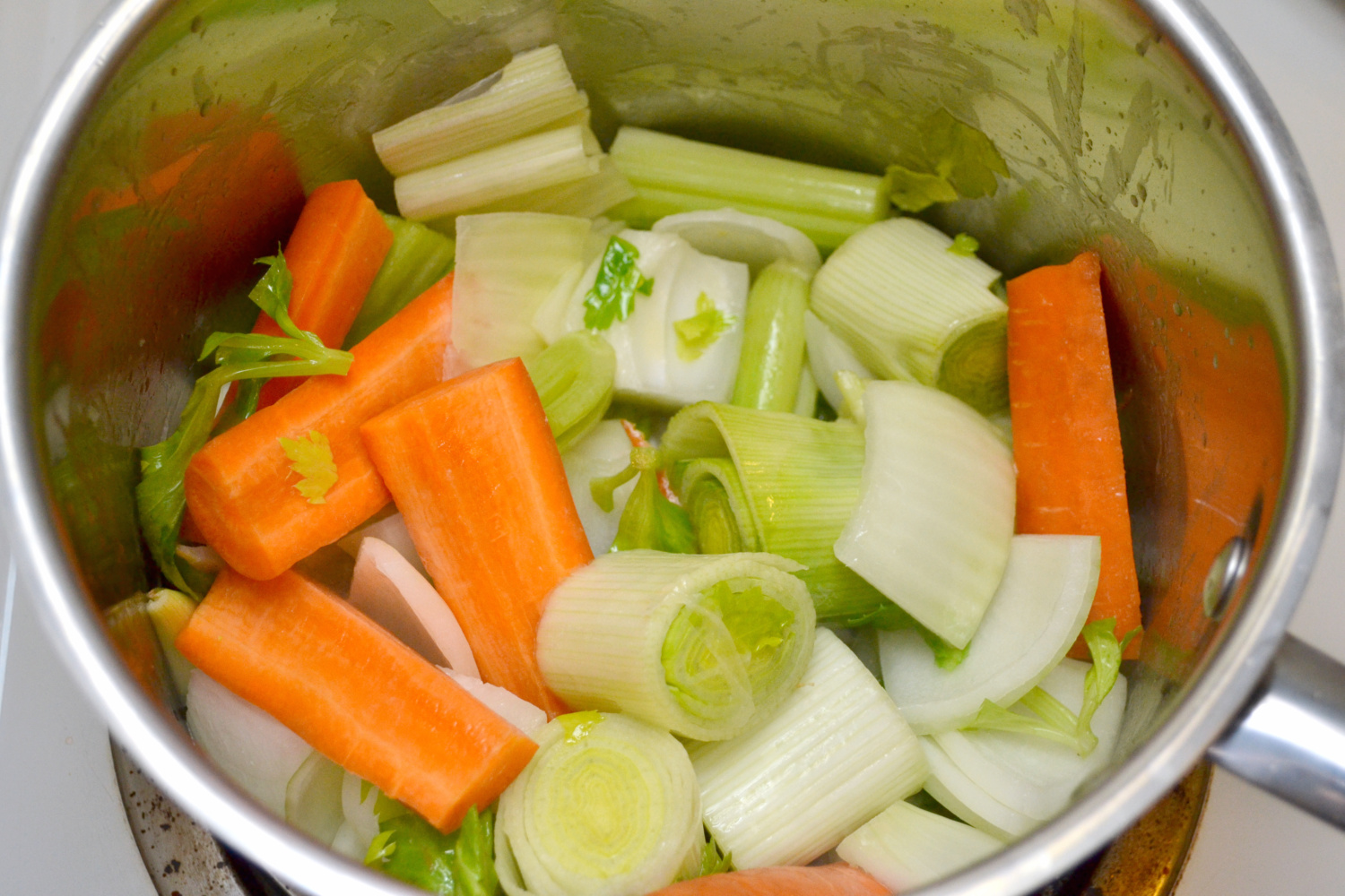 K&K Test Kitchen Cranberry Sauce and Gravy
