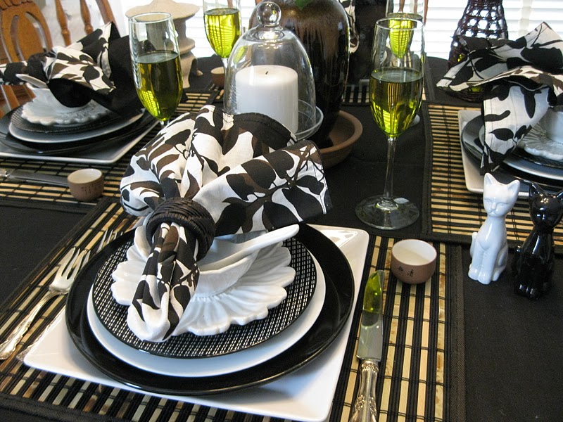 Tablescapes By Diane Black And White Tablescape.