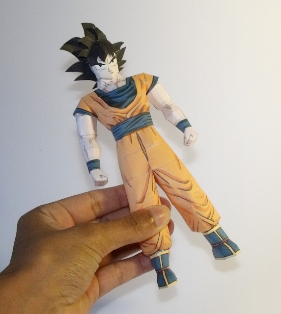 Titan Papercraft Goku Dragon Ball Z Papercraft