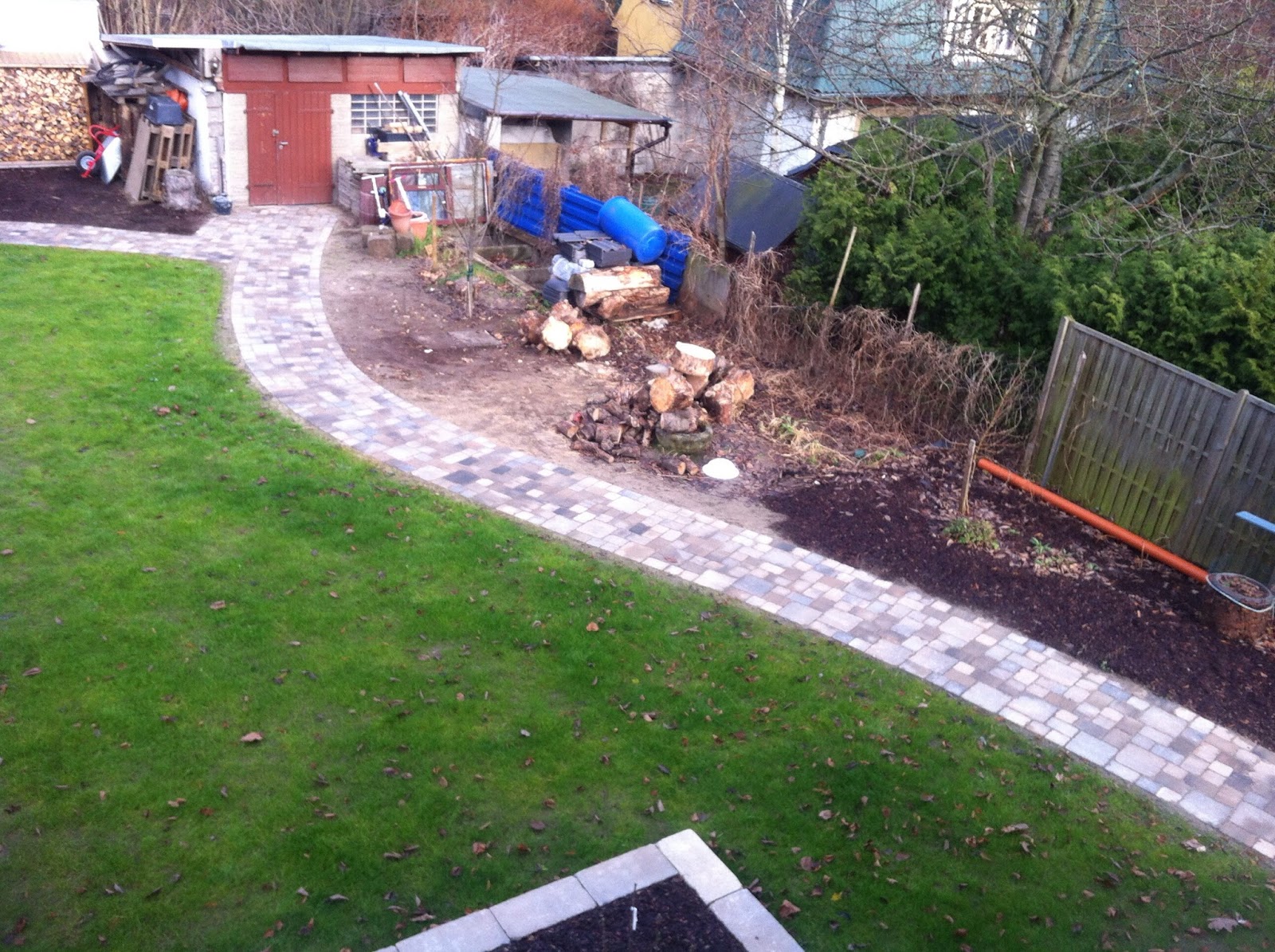 Bei Uns Im Madchenviertel 2014