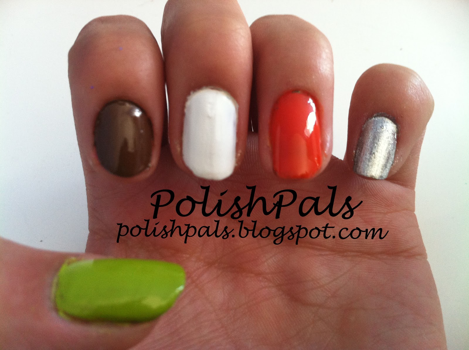 Polish Pals Sports Themed Nails & Tutorial