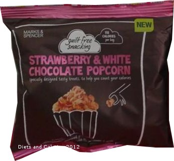 Marks+&+Spencer+strawberry+&+white+chocolate+popcorn.jpg