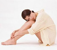 decidual bleeding symptoms