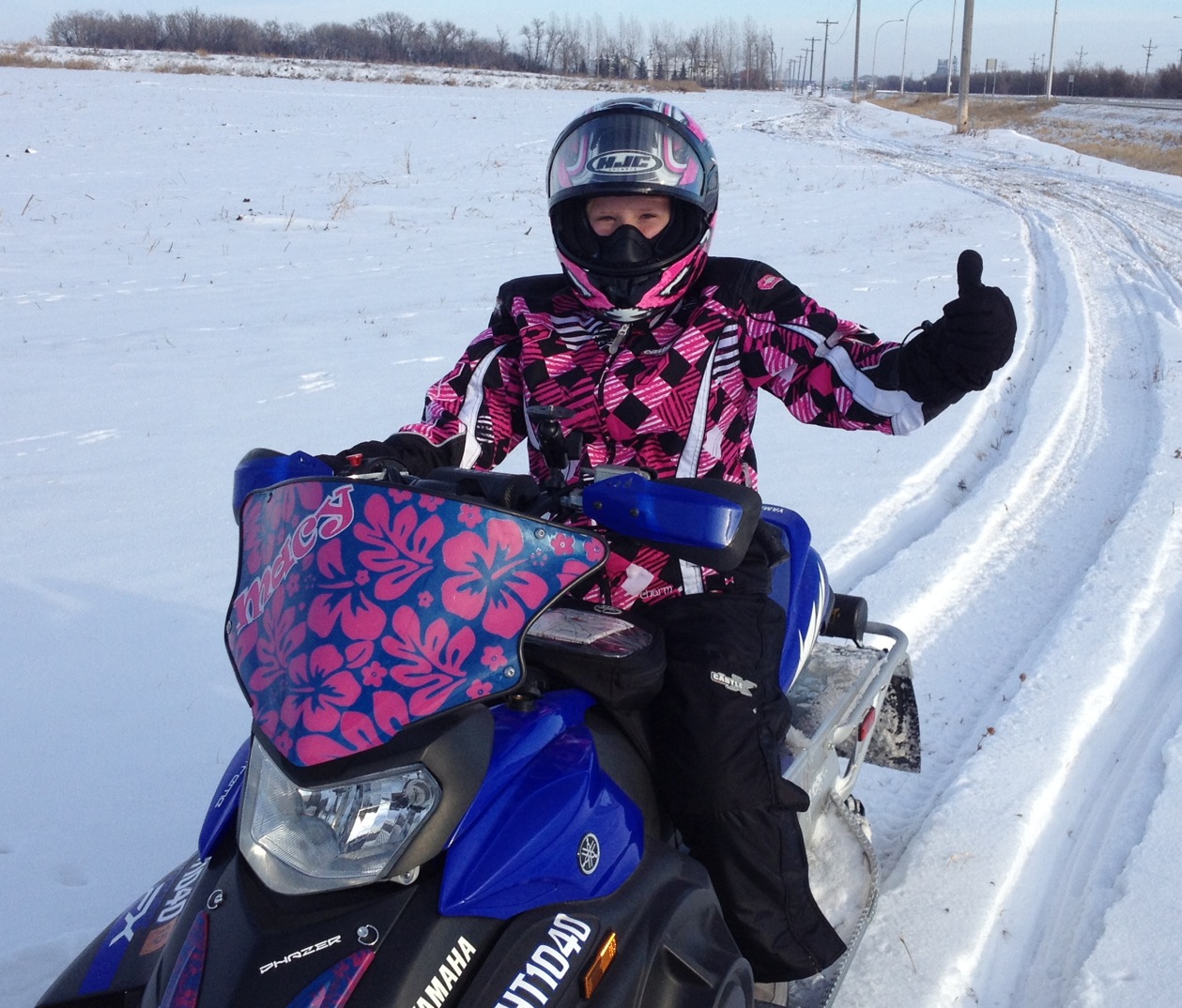 Painting windshield Hardcore Sledder